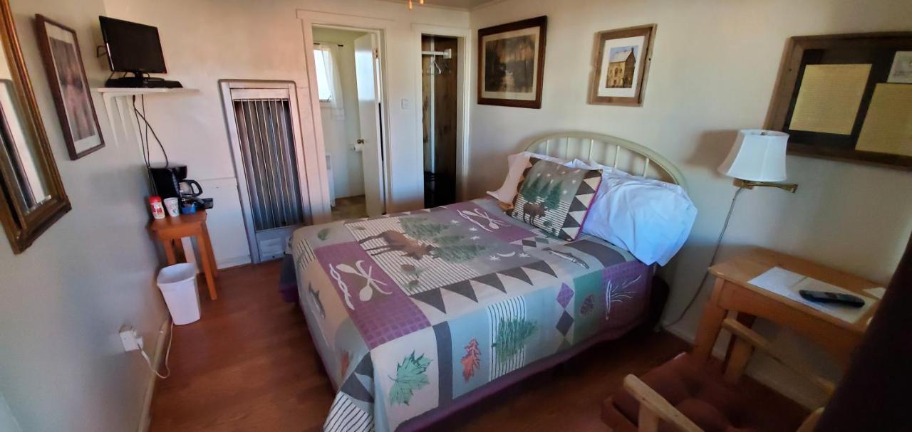 Hikers Cimarron Inn & Rv Park Εξωτερικό φωτογραφία