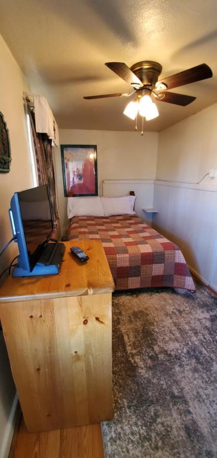 Hikers Cimarron Inn & Rv Park Εξωτερικό φωτογραφία